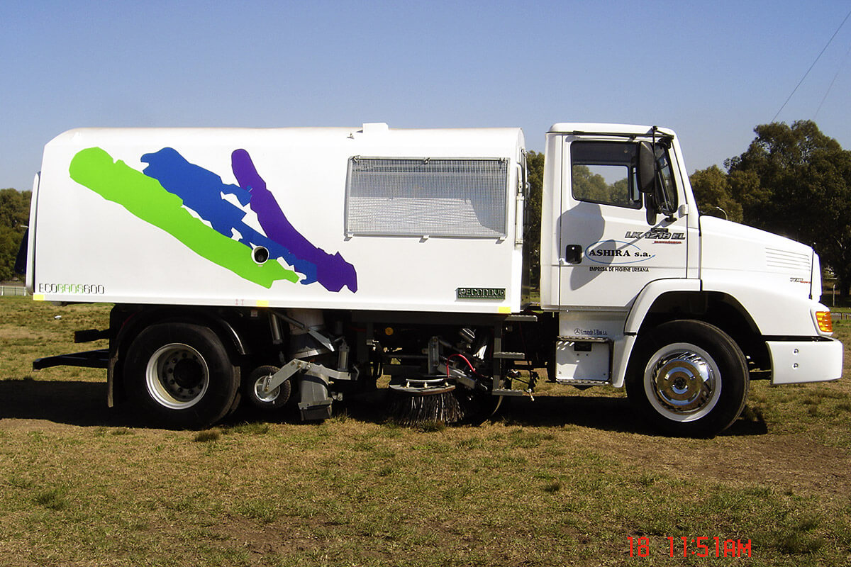 BARREDORA-ASPIRADORA-RECOLECTORA